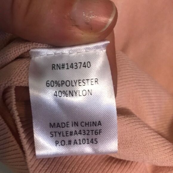 After Market crop top M (#455) - Picture 4 of 5